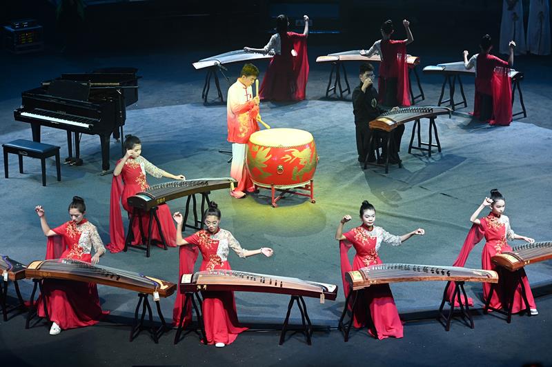 2024年1月21日，广州，“第二届粤港澳大湾区青少年音乐周”颁奖典礼在广州融创大剧院举行。